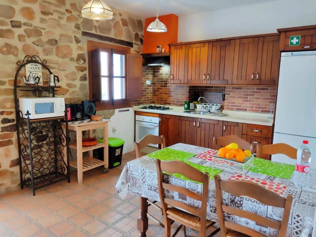 Villa Huerta Nacimiento 몬테코르토 외부 사진